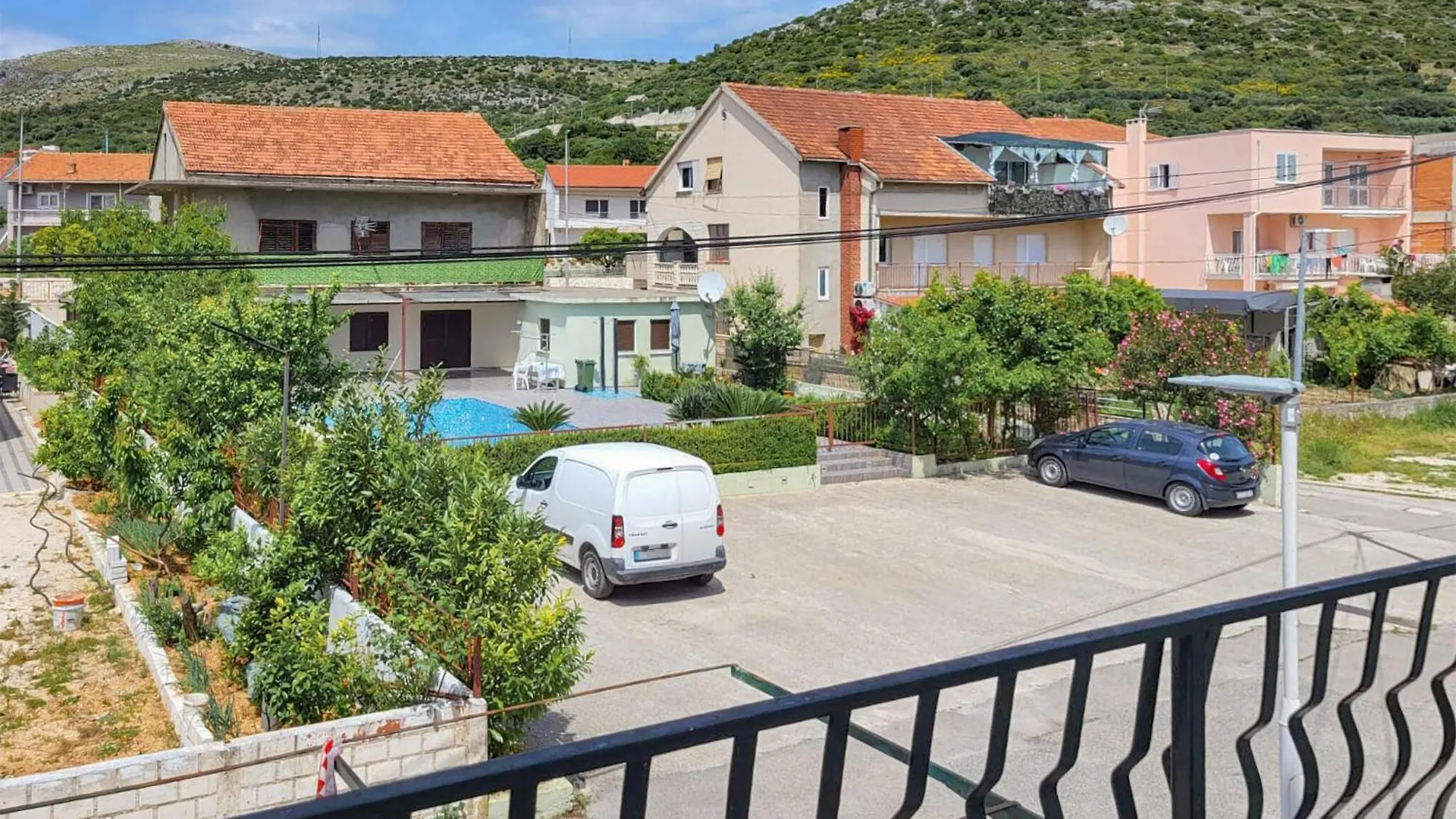 3 Bedroom Amazing Apartment In تروغير